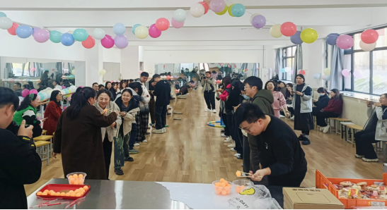经济管理学院分会举行文娱活动