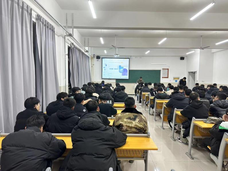 7B6CB
